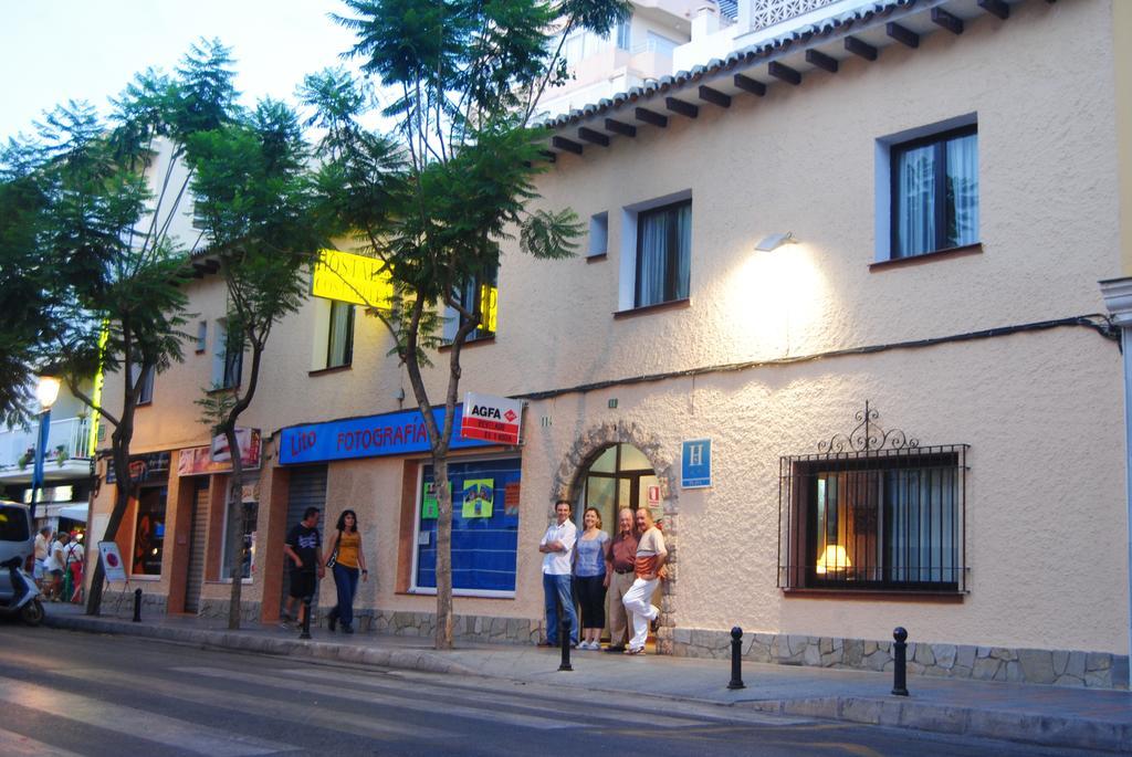 Hostal Costabella Fuengirola Exterior foto